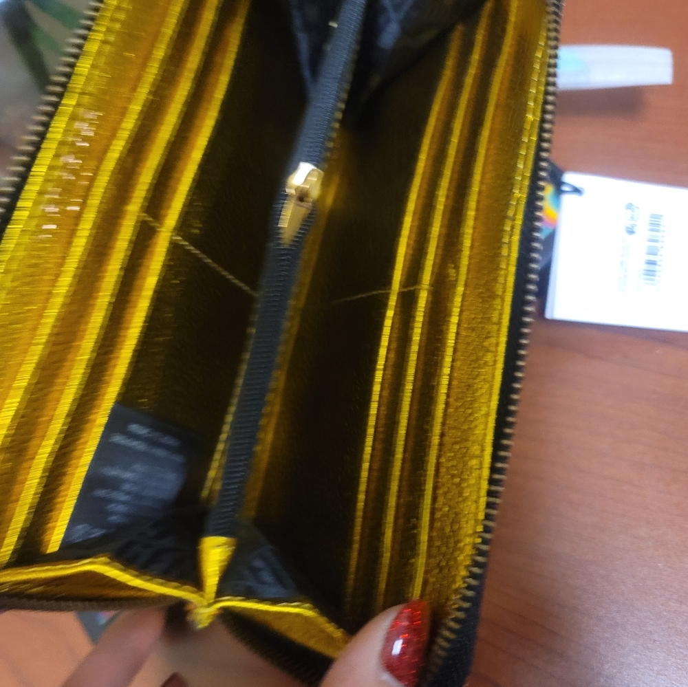 KURT GEIGER LONDON LEATHER ZIP WALLET - Picture 8 of 12